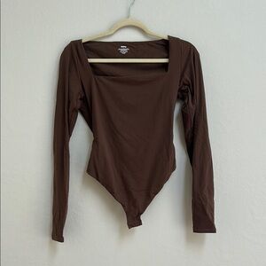 SKIMS Cocoa Long Sleeve Bodysuit